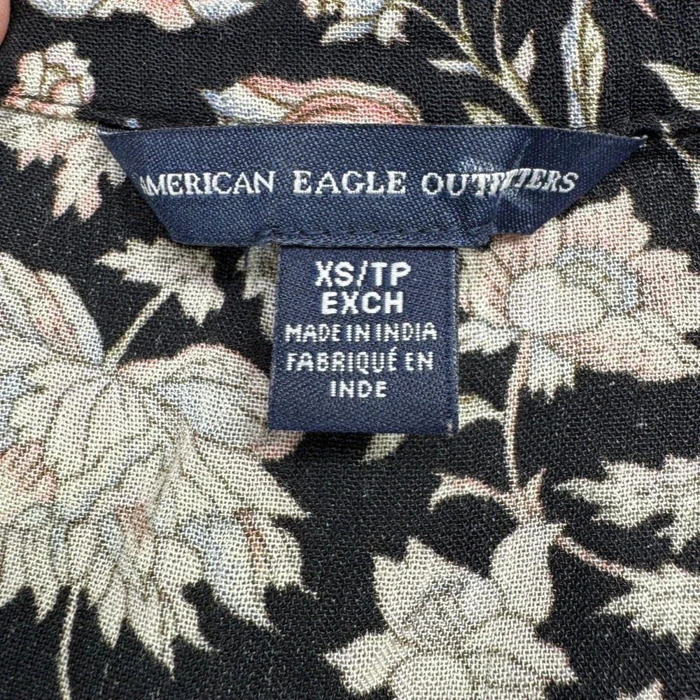 American Eagle Top Womens XS Black Floral‎ Bell Sleeve Peplum Boho Blouse Shirt